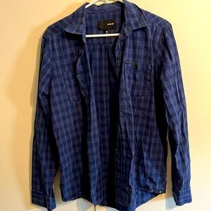 Hurley long sleeve button-down double chest pockets 100% cotton